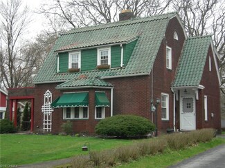 464 Glacierview Dr, Youngstown, OH 44509