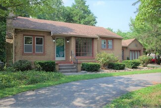 2300 E Lake Rd, Princeton, IN 47670