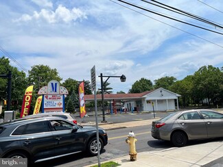 816 N Charlotte St, Pottstown, PA 19464