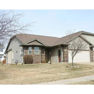 2305 Edgebrook Dr, Marshalltown, IA 50158