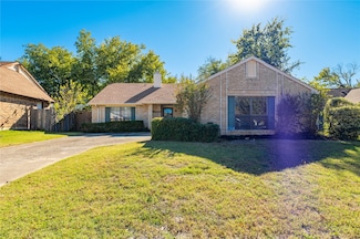 4752 Scots Briar Ln, Fort Worth, TX 76137