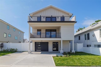 344 E Fulton St, Long Beach, NY 11561