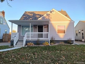 12495 Longtin St, Southgate, MI 48195