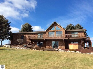 1040 Isabella Vista, Weidman, MI 48893