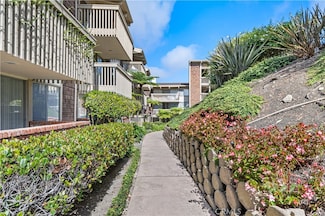 6542 Ocean Crest Dr Unit D208, Rancho Palos Verdes, CA 90275