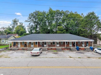 326 Irby St, Woodruff, SC 29388