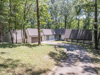 4022 Wesley Chapel Rd, Marietta, GA 30062