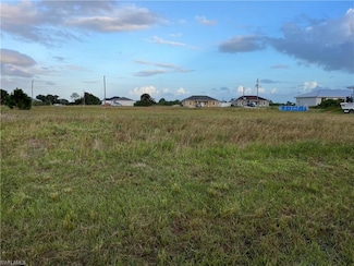 7012 Tide Cir, Port Labelle, FL 33935