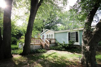 6128 Madison St, Coloma, MI 49038