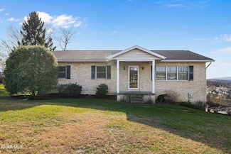 244 Donna St, Hollidaysburg, PA 16648