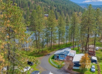 16 Chinook Ln, Orofino, ID 83544