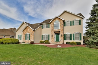 5229 Wagon Wheel Dr, Schnecksville, PA 18078
