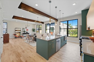 10 Prescott St Unit 3, Jersey City, NJ 07304