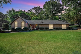 282 Dennard St, Longview, TX 75605