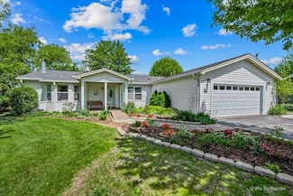 14 Devonshire Ct, Grayslake, IL 60030
