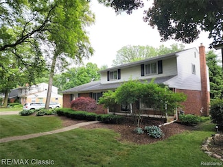 232 Edmund Ave, Royal Oak, MI 48073
