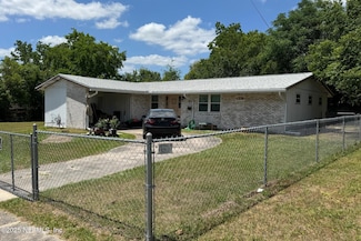 1210 Crown Dr, Jacksonville, FL 32221