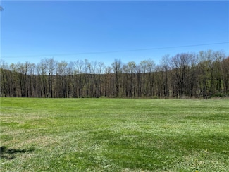 112 Greenhill Rd, Karns City, PA 16041
