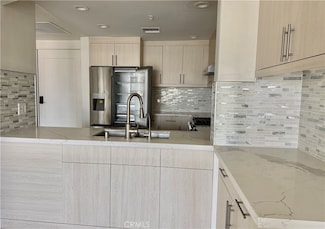 1598 Long Beach Unit 305, Long Beach, CA 90813