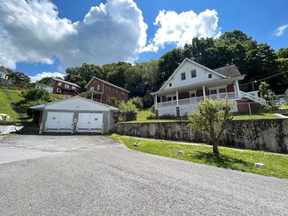304 E Water St, Pocahontas, VA 24635