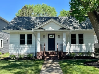1989 Randolph Ave, Saint Paul, MN 55105