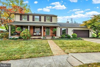 36 Lawndale Rd, Reading, PA 19610
