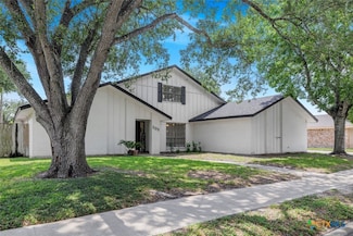 205 Magdalena Dr, Victoria, TX 77904