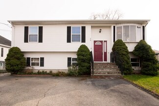 25 Eddy St, Fall River, MA 02723