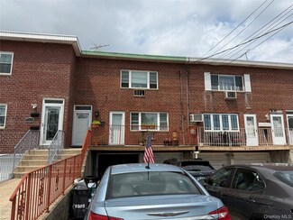81-5 149th Ave, Howard Beach, NY 11414
