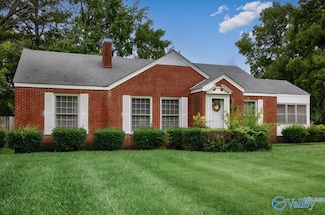 801 E Forrest St, Athens, AL 35611
