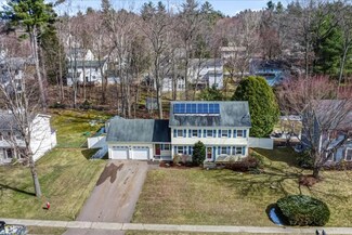 29 Aspen Dr, Essex Junction, VT 05452