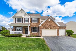 376 Enos Loomis St, Pataskala, OH 43062