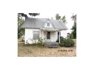 1618 Osborne Rd, Pomona, KS 66076