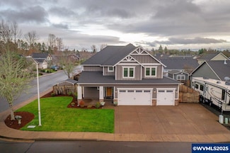 230 SW Wyatt St, Dallas, OR 97338