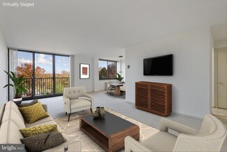 600 Roosevelt Blvd Unit 406, Falls Church, VA 22044