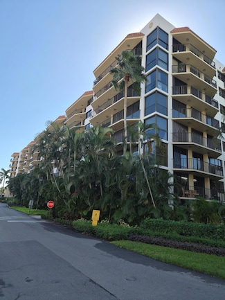 859 Jeffery St Unit 3030, Boca Raton, FL 33487