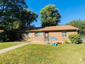 2117 Casement Rd, Manhattan, KS 66502