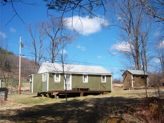 179 Larkin Rd, Tunbridge, VT 05077