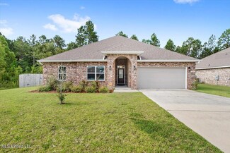 10607 Sweet Bay Dr, Gulfport, MS 39503