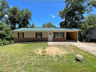 102 Conner Rd, Nitro, WV 25143
