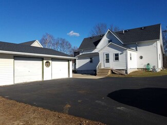 757 7th St, Prairie Du Sac, WI 53578
