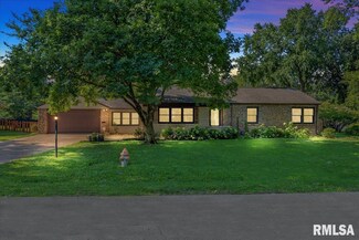 2142 Cherry Rd, Leland Grove, IL 62704