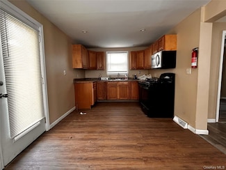 114 Dupont Ave, Newburgh, NY 12550