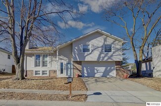 13142 Burdette Cir, Omaha, NE 68164