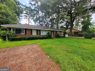 1217 Whispering Pines Rd, Albany, GA 31707