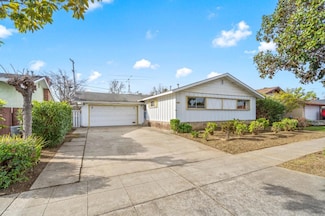 922 Iris Ave, Sunnyvale, CA 94086