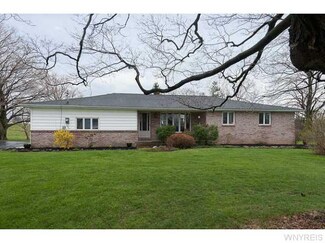 3640 Upper Mountain Rd, Sanborn, NY 14132
