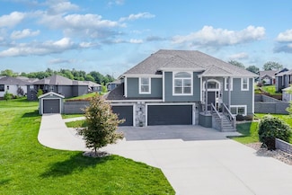 14164 Nicollete Ct, Basehor, KS 66007