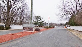 140 Beekman Dr, Agawam, MA 01001