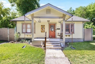 818 Sherman St, Medford, OR 97504